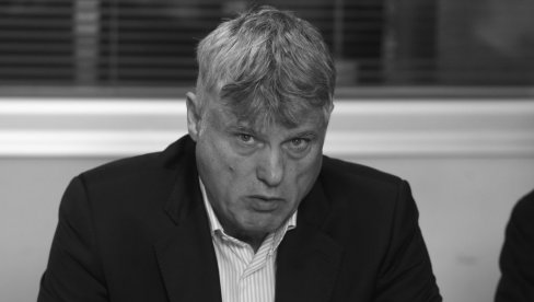 ПОЧЕЛО СА ЈУГОСЛАВИЈОМ: Речи Лазанског о Украјини из 2014. године оставиће вас без речи, а тек да чујете где је поставио границе ПОЧЕЛО СА ЈУГОСЛАВИЈОМ: Речи Лазанског о Украјини из 2014. године оставиће вас без речи, а тек да чујете где је поставио границе