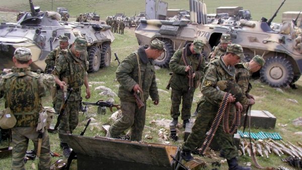 ШОЈГУ: ТАЛИБАНИ, ПАЗИТЕ СЕ! Заједнички маневри Руса, Таџикистанаца и Узбека до 10. августа на граници са Авганистаном