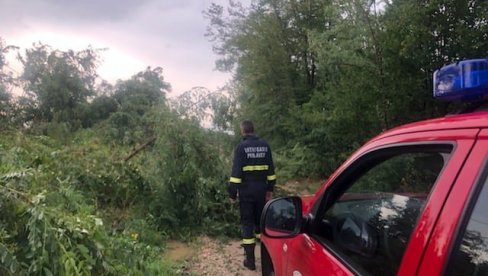 NEVREME JAČE I OD RAKETA: Od Krajine do Podrinja ispaljene 44 protivgradne rakete