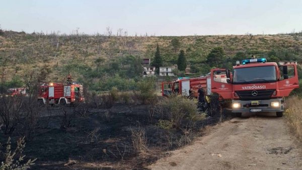 УГАШЕН ПОЖАР У СУТОМОРУ: Ватрогасци се изборили са ватреном стихијом у Спичанском пољу