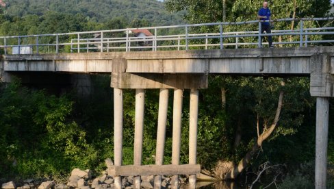 MOST PREKO ZAPADNE MORAVE NA PUTU ADRANI-POPOVIĆI: Delimično otvoren ali ostaje zabrana za kamione