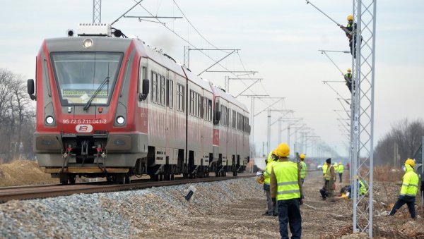 ВАЖНО УПОЗОРЕЊЕ: Забрањено прелажење преко брзе пруге Београд — Нови Сад