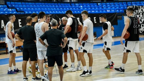 OBRADOVIĆ PRECRTAO TROJICU! Partizan licencirao igrače za ABA ligu