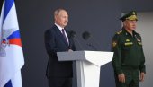 ПУТИН ПОСЛАО ПОРУКУ ЗАПАДУ: Многа руска оружја још дуго неће имати конкуренте у свету (ФОТО)