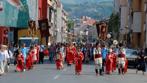 MANJI RIZIK OD VAŠARA: U Pirotu za Dan grada litije