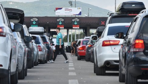 I SRBIMA ĆE UZIMATI PARE I PODATKE: Od sledeće godine EU će skenirati svakog ko želi na njenu teritoriju, što će i posebno naplaćivati