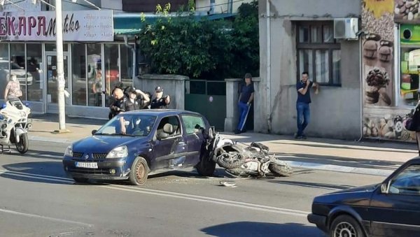 ЈЕДНА ОСОБА ПОГИНУЛА, 12 ЛАКШЕ ПОВРЕЂЕНО: У Јужнобачком округу протеклог викенда догодила се 31 саобраћајна несрећа