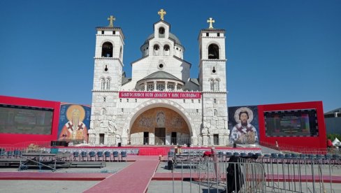 ПАТРИЈАРХ ЋЕ УРАДИТИ ЈЕДНУ ПОСЕБНУ СТВАР: Последње припреме у Подгорици, дочек који ће памтити Црна Гора! (ФОТО/ВИДЕО)