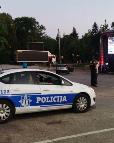 ТУКЛИ И ПАЛИЦАМА И РУКАМА: Вршњачко насиље у Подгорици, ухапшена четири малолетника