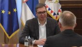 ВАЖАН САСТАНАК: Председник Вучић са Јаном Братуом