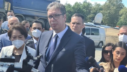 ПРЕДСЕДНИК О ВАКЦИНАМА И ТРЕЋОЈ ДОЗИ: Све су добре - ја ћу и трећу кинеску ПРЕДСЕДНИК О ВАКЦИНАМА И ТРЕЋОЈ ДОЗИ: Све су добре - ја ћу и трећу кинеску