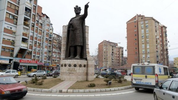 АЛБАНЦИ НАПАЛИ СРБЕ У КОСОВСКОЈ МИТРОВИЦИ! Викали су убиј Србина, а онда је кренуло насиље