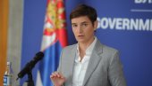 ON OBMANJUJE JAVNOST: Brnabić o najavljenim blokadama Save Manojlovića