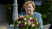 ОПРОШТАЈНА ПОСЕТА ВАРШАВИ: Меркел за решавање разговорима несугласица са Пољском ОПРОШТАЈНА ПОСЕТА ВАРШАВИ: Меркел за решавање разговорима несугласица са Пољском