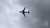 HAOS NA LETU! Avion prinudno sleteo nakon sudara sa pticom