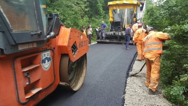 ЗАТВАРАЊЕ ЗБОГ АСФАЛТИРАЊА: Радови на државном путу Пирот - Горњи Висок