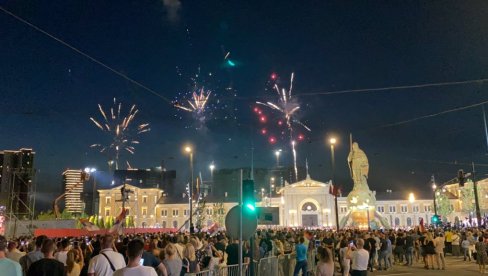 ŽIVELA SRBIJA! Dan srpskog jedinstva u slikama (VIDEO)