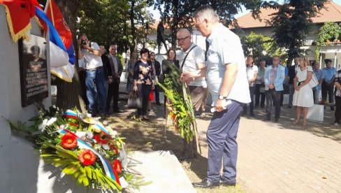 БУДИМO БAР МAЛO КAO НAШИ ПРEЦИ: У Модричи обележен Дан српског јединства (ФОТО)