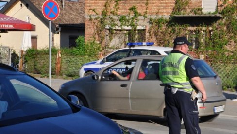 VOZAČ TOJOTE ZADRŽAN NA TREŽNJENJU: Isključen iz saobraćaja zbog nasilničke vožnje