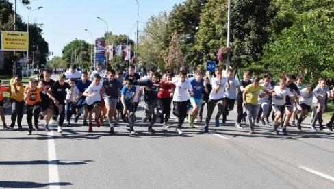 U KIKINDI DANAS TRI MANIFESTACIJE: „Traka za srećnije detinjstvo“, „Škembe fest“ i  „Pitijada“  (FOTO)