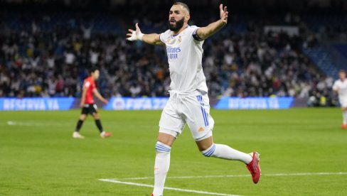 BENZEMA BOLJI OD MESIJA I RONALDA: Francuz uradio nešto što nisu uspeli Aregntinac i Portugalac