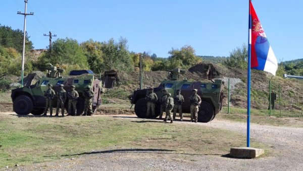 МОЈСИЛОВИЋ ОБИШАО ЈЕДИНИЦЕ ВОЈСКЕ СРБИЈЕ: Део трупа у првом степену приправнопсти