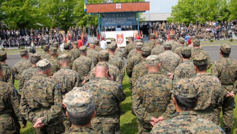 СРПСКА ВРАЋА ВОЈСКУ? Додик најавио да би Бањалука могла да активира гарнизоне који су се 2004. слили у снаге БиХ