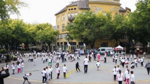 ŠKOLARCI NA POLIGONU: U Subotici obeležena Evropska nedelja sporta