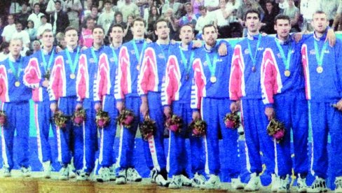 SAMO SU ONI MOGLI DA UJEDINE NAROD: Kako su dočekani obojkaši koji su 1. oktobra 2000. osvojili zlato na Olimpijadi u Sidneju (FOTO/VIDEO)