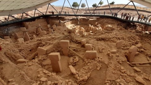 KAMENA BRDA STARIJA ČAK I  OD PIRAMIDA: Gobeklitepe na jugoistoku Turske, jedno od bogatih arheoloških nalazišta iz neolita