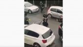 POLICAJKA PUCALA U NENAORUŽANOG ČOVEKA: Naočigled prolaznika sasula nekoliko metaka u muškarca koji je izašao iz kola (VIDEO)