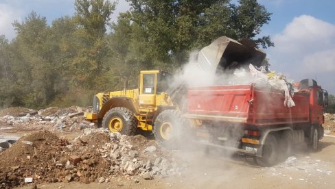 POSLE PRIJAVE UKLONICI ČITAVU DEPONIJU: Kako je komunalni policajac “pokucao na vrata” firme iz Bijeljine (FOTO)