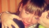 САХРАЊЕНА АНА БУЛАТОВИЋ: Јецаји на Новом гробљу, породица и пријатељи неутешни САХРАЊЕНА АНА БУЛАТОВИЋ: Јецаји на Новом гробљу, породица и пријатељи неутешни
