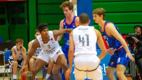 PARTIZAN JEDINI NEPORAŽEN U ABA LIGI: Crno-beli sjajnom odbranom srušili Cibonu PARTIZAN JEDINI NEPORAŽEN U ABA LIGI: Crno-beli sjajnom odbranom srušili Cibonu