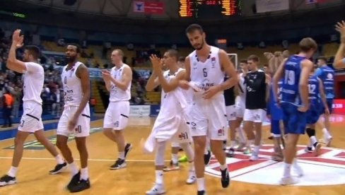 ANTOLOGIJSKE SCENE: Obradovićev Partizan usred Zagreba ispraćen gromoglasnim aplauzom (VIDEO)