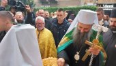 ДОЧЕК ИСПУЊЕН РАДОШЋУ: Почела дводневна посета патријарха Порфирија БиХ