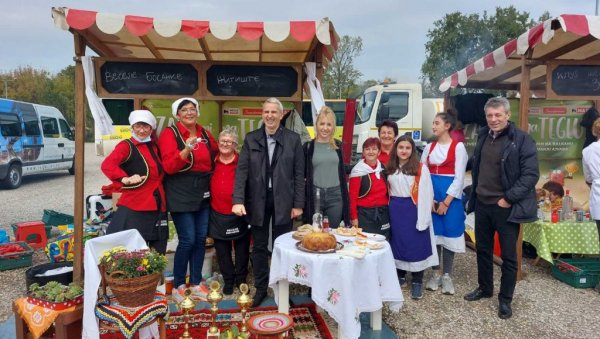 ВЕСЕЛЕ БОСАНКЕ НАЈБОЉА ВОЈВОЂАНСКА ЕКИПА: Укусни ајвар и традиција старог Баната донели треће место у Србији