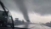 OBIM RAZARANJA JE ZASTRAŠUJUĆI: Satelitske slike pre i posle tornada (FOTO)