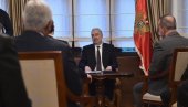 DIPLOMATSKI SKANDAL: Krivokapić hteo da uvredi domaćina, a unizio sebe - usred Srbije se sastao sa 26 ambasadora