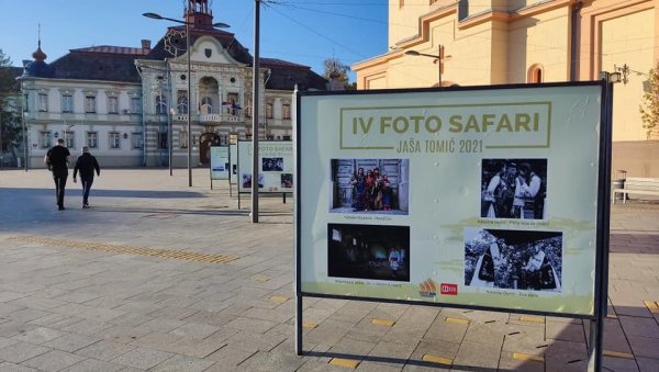 ПОД ОТВОРЕНИМ НЕБОМ У ЦЕНТРУ ЗРЕЊАНИНА: Изложба Фото-сафари Јаша Томић 2021