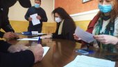 ПОДРШКА ЗА ГАЗДИНСТВА: Уговори о субвенционисању пољопривредним газдинствима у Ћићевцу ПОДРШКА ЗА ГАЗДИНСТВА: Уговори о субвенционисању пољопривредним газдинствима у Ћићевцу