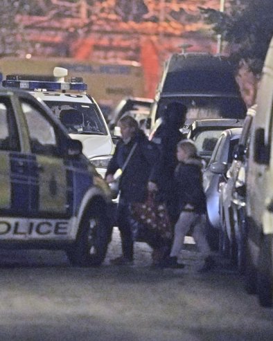 ЈЕЗИВ ЗЛОЧИН У ВЕЛИКОЈ БРИТАНИЈИ: Дечак убио девојчицу (9), цела заједница потресена и шокирана