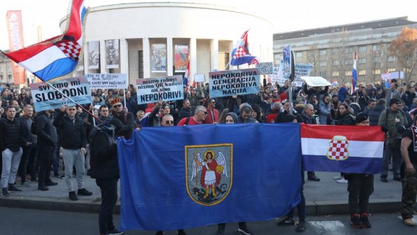 ПАРАВОЈНА БОЈНА УСРЕД ЗАГРЕБА: Проусташе би да уводе ред