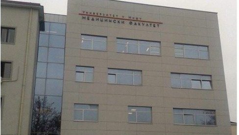 И ОПОЗИЦИЈА ПРИЗНАЛА: Декан Медицинског факултета у Нишу има подршку и колектива- нападају блокадере због неспособности