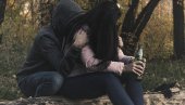 БРИТАНСКИ НАУЧНИЦИ: Планирају уградњу импланта у мозак алкохоличара и наркомана БРИТАНСКИ НАУЧНИЦИ: Планирају уградњу импланта у мозак алкохоличара и наркомана