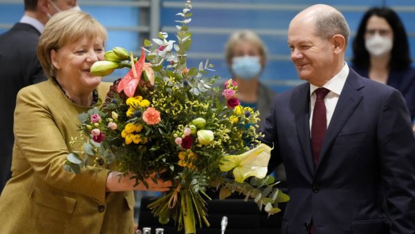 ШОЛЦ, ТИХИ НАСЛЕДНИК ЧЕЛИЧНЕ КАНЦЕЛАРКЕ: Нова влада у Берлину, после 16 година на власти, немачки демохришћани одлазе у опозицију