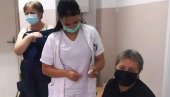 НАСТАВЉЕНА ИМУНИЗАЦИЈА У ПАРАЋИНУ: Трећу дозу против ковида примило 8.250 особа НАСТАВЉЕНА ИМУНИЗАЦИЈА У ПАРАЋИНУ: Трећу дозу против ковида примило 8.250 особа