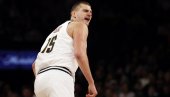 ISTORIJSKA NOĆ ZA SRBINA: Jokić preskočio još jednu NBA legendu, ali slaba uteha za Denver (VIDEO)