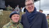 VUČIĆ VIDEO DRUGA IZ VOJSKE POSLE 30 GODINA: Srećan sam što sam sreo Srđana (FOTO)