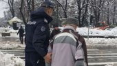 LEPA SLIKA SRBIJE: Ovako policija i vatrogasci pomažu građanima (FOTO/VIDEO)